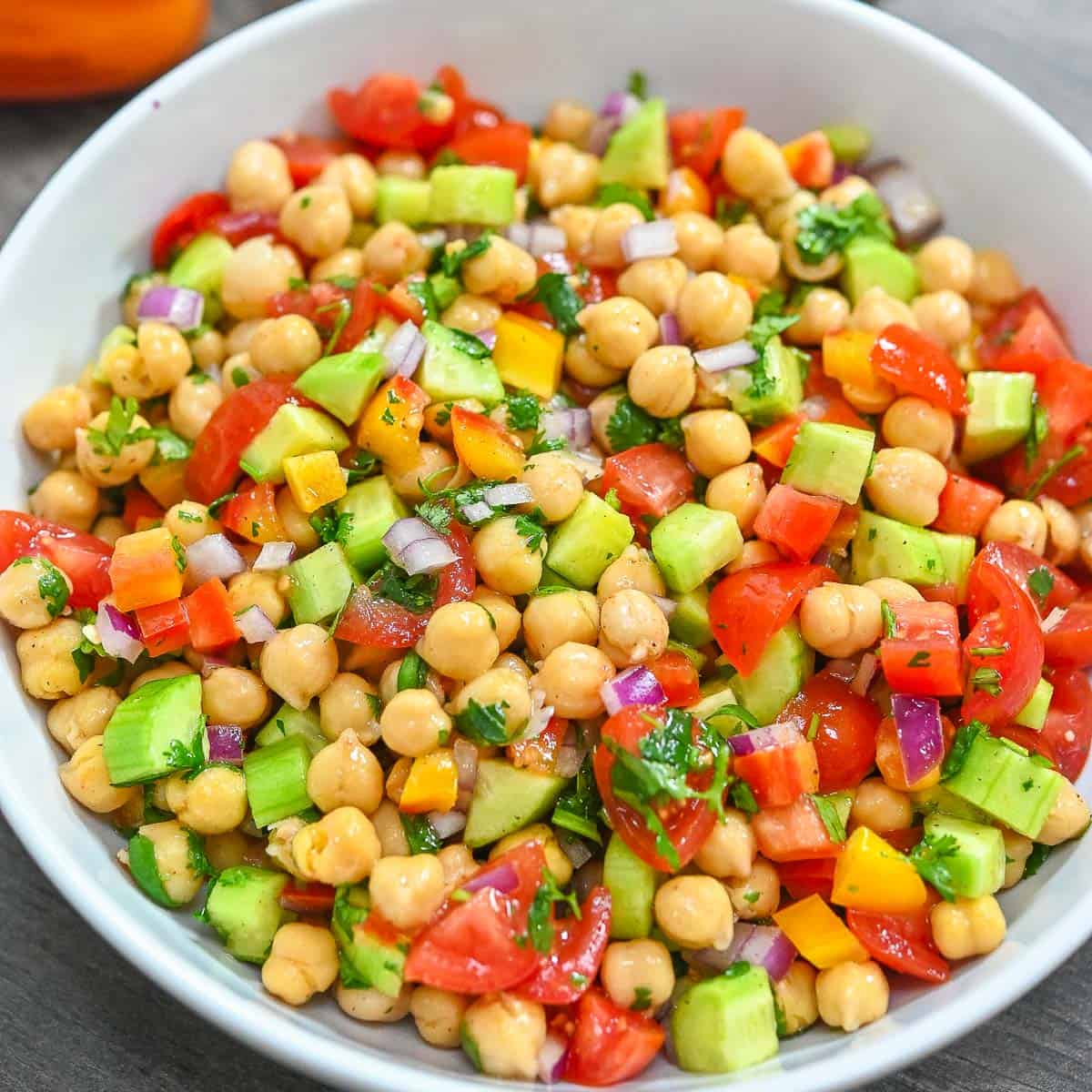 10 Tasty Ways to Use Chickpeas in Your Vegan Kitchen