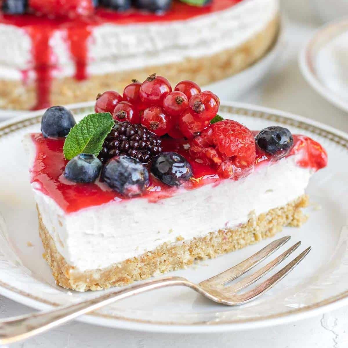 8 Irresistible No-Bake Vegan Desserts to Tackle That Sweet Tooth—No Oven Required